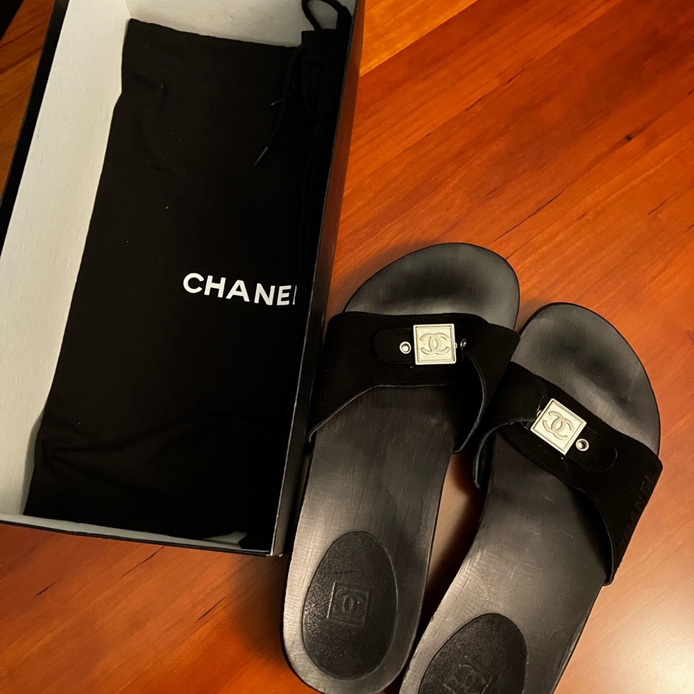CHANEL Black Sandals